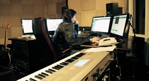 Midnight Delight — the music sessions with composer Zaher Akahshli — Zaher at work on the score